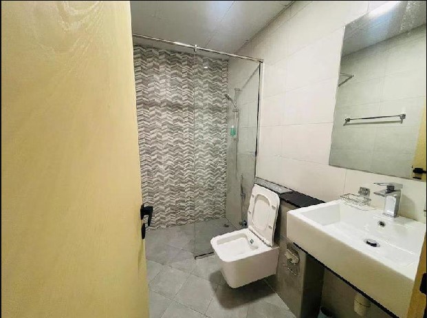Fully Furnished 2 BHK | Well Maintained Apartment available-pic_1